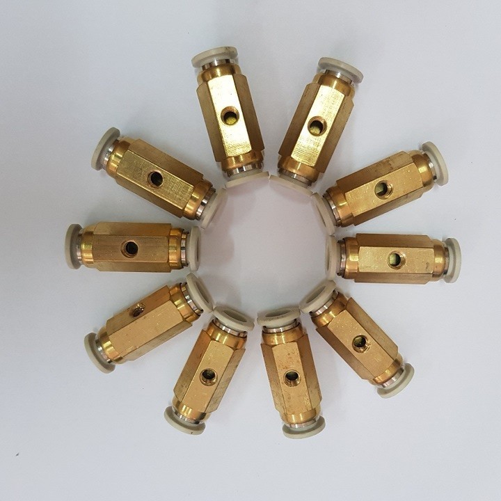 Địa chỉ mua đế béc phun sương giá rẻ