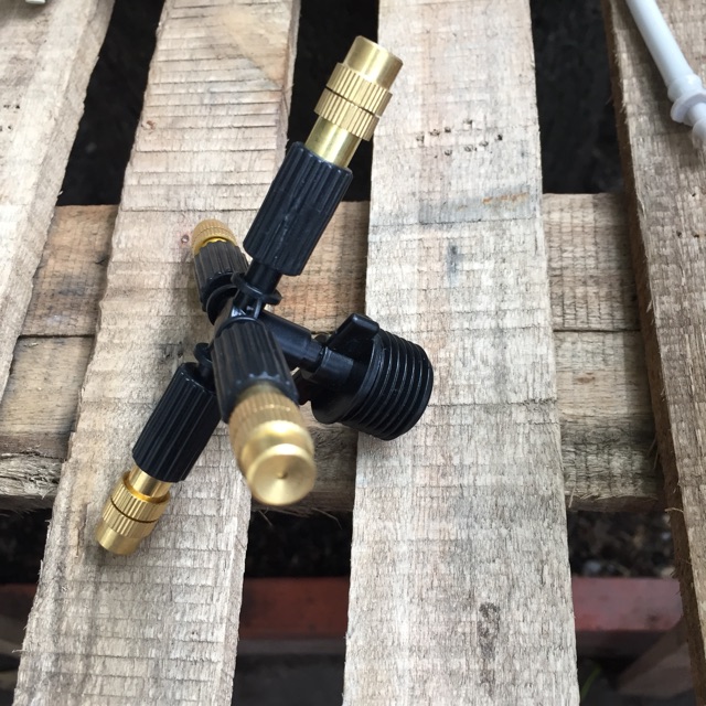 Ưu điểm của béc tưới đồng 4 hướng